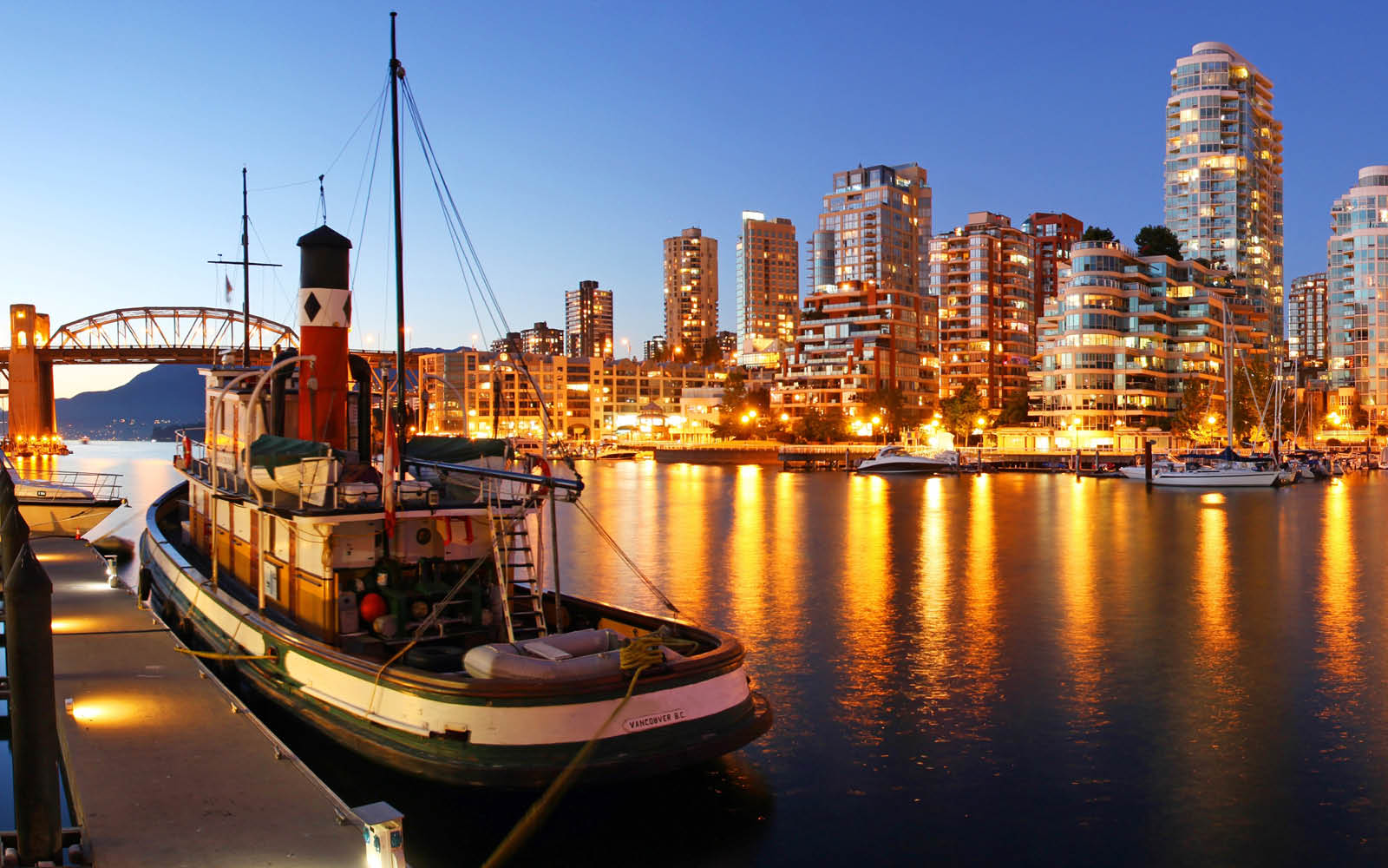 Seattle, Victoria and Vancouver sightseeing tours
