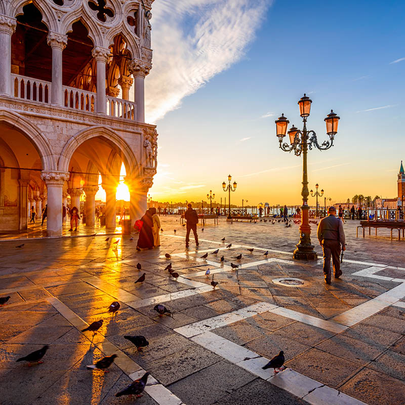 Cycle the Waterways of Venice