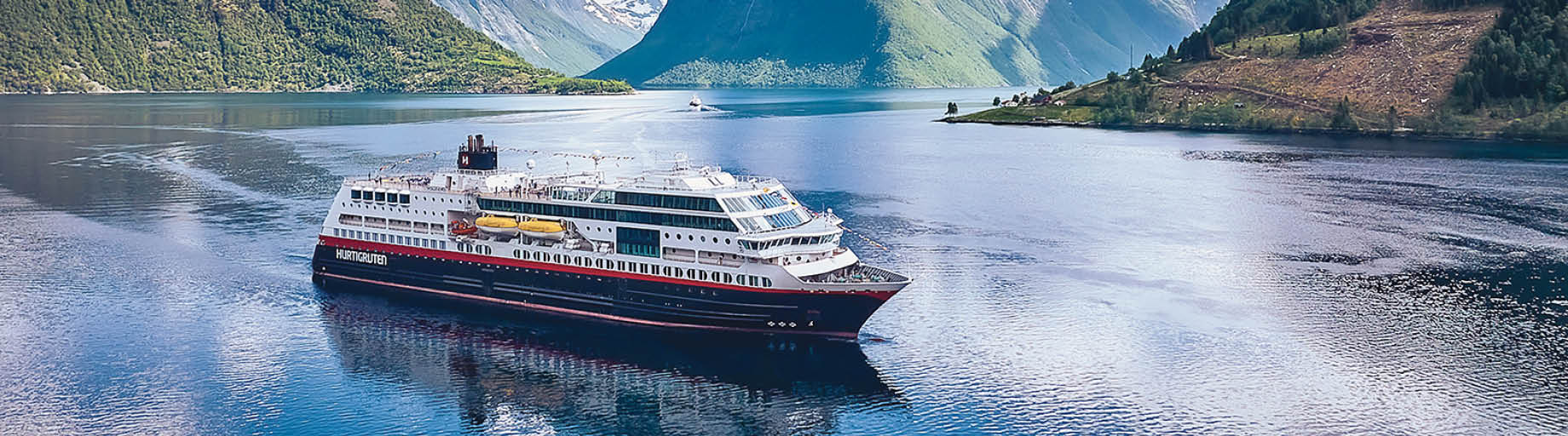 Norway Hurtigruten Cruise and Fjord Wonderland
