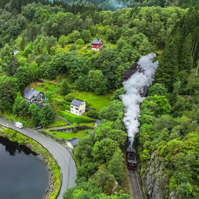 Norway Hurtigruten Cruise and Fjord Wonderland
