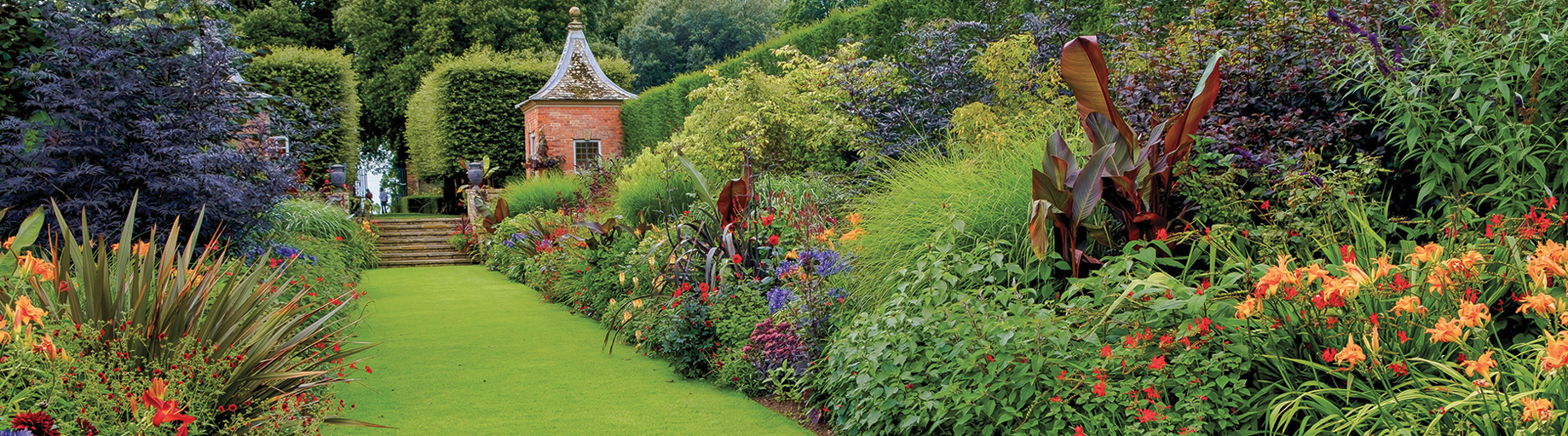 Garden Tour of England with Sue McDougall